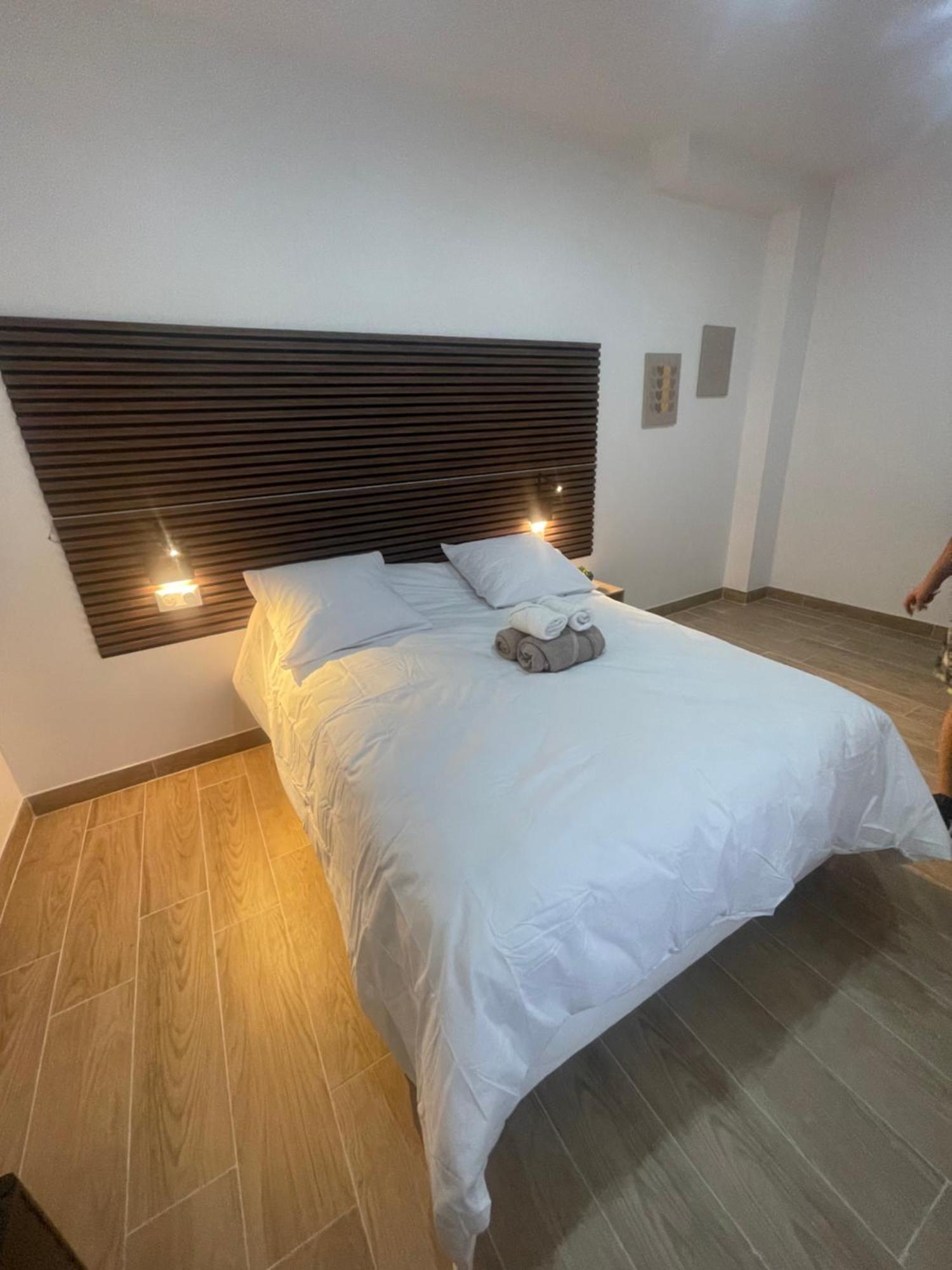 סן-דני Hotel Du Parc Canal - Stade De France מראה חיצוני תמונה